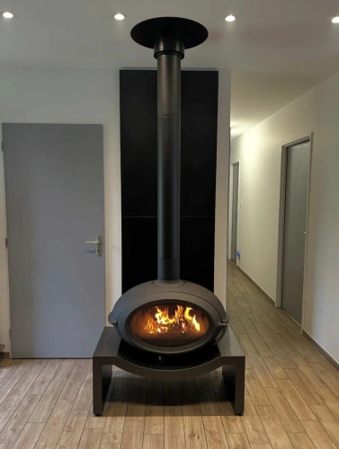 Brio On Small Banc Döküm Odun Sobası 8418 ürün küçük galeri görseli