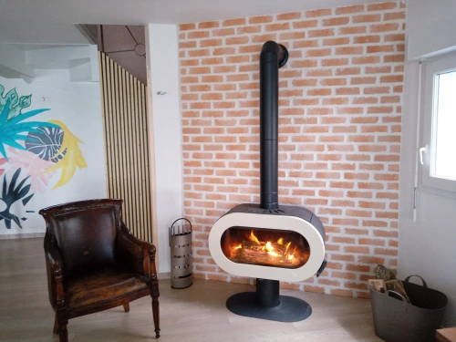 Fifty On Pedestal Krem Döküm Odun Sobası AKS8457 ürün küçük galeri görseli